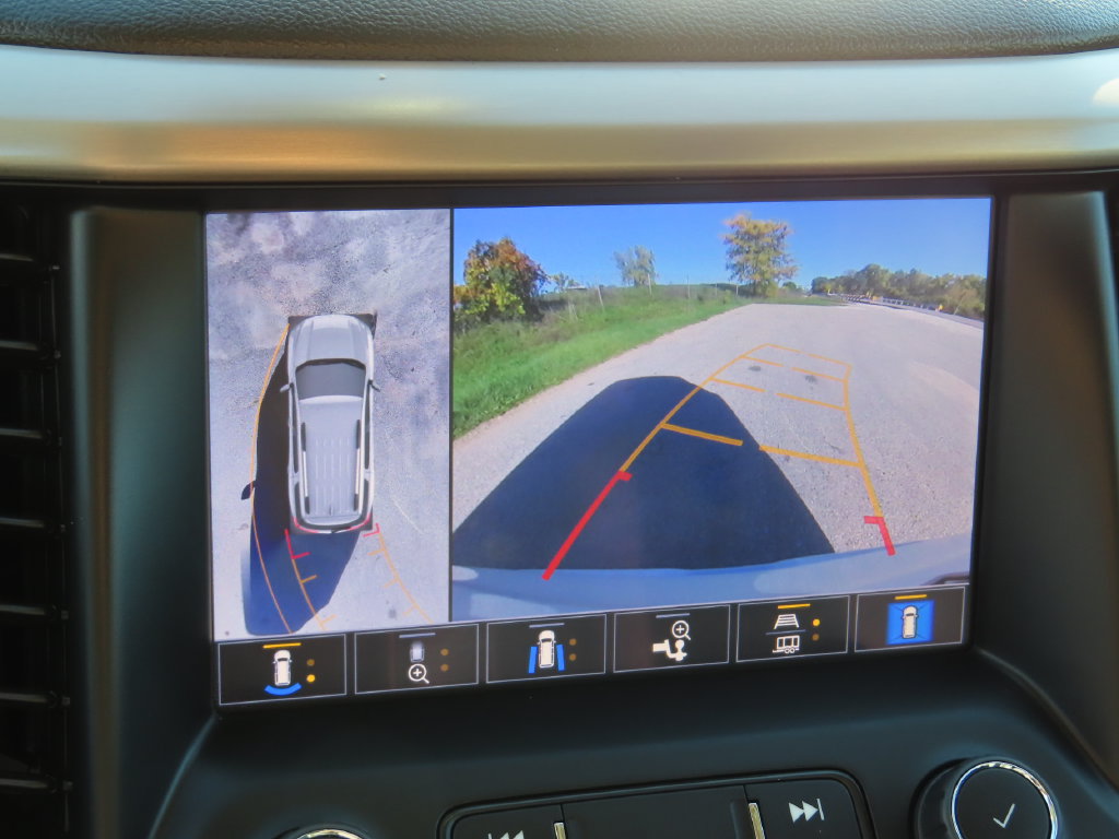 Certified 2022 GMC Acadia Denali w/ GMC Pro Grade Package AWD/4WD image 6