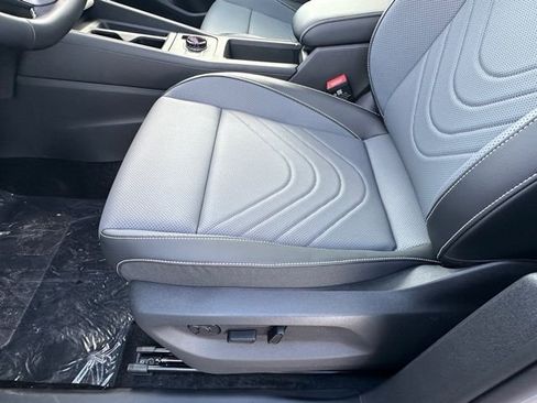 New 2026 Volkswagen Tiguan SE image 26