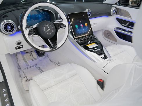 Used 2026 Mercedes-Benz Maybach SL 680 image 46