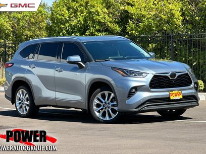 Used 2021 Toyota Highlander Limited