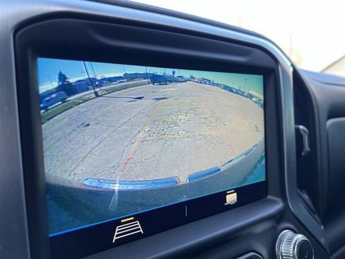 Used 2021 GMC Sierra 1500 Elevation image 15