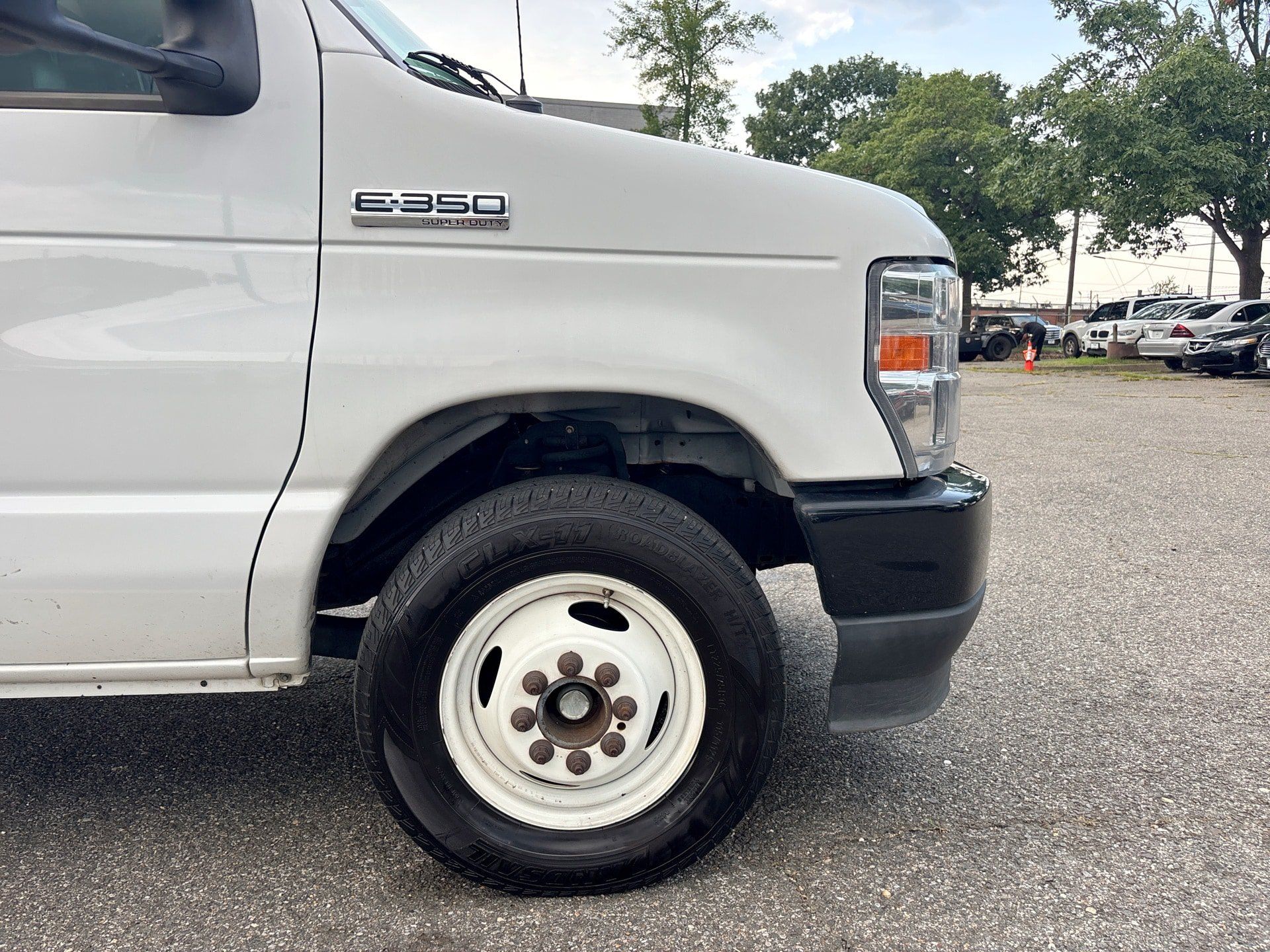 Used 2021 Ford E-350 and Econoline 350 Super Duty RWD image 27