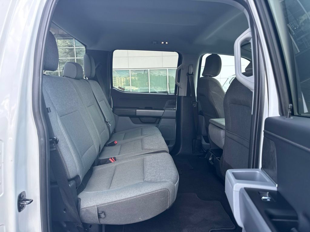 Used 2025 Ford F150 XLT w/ Equipment Group 301A Standard AWD/4WD image 18