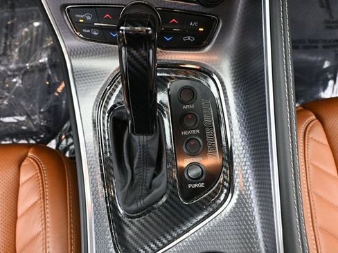 Used 2016 Dodge Challenger SRT Hellcat RWD image 41