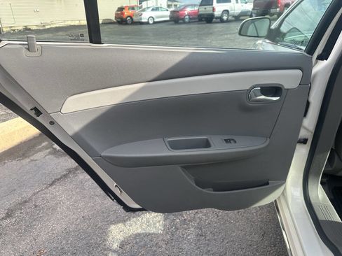 Used 2012 Chevrolet Malibu LT w/ Sunroof Package image 24