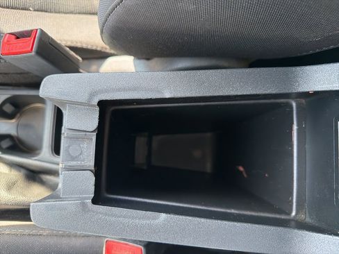 Used 2019 Ford EcoSport SE w/ SE Convenience Package image 31