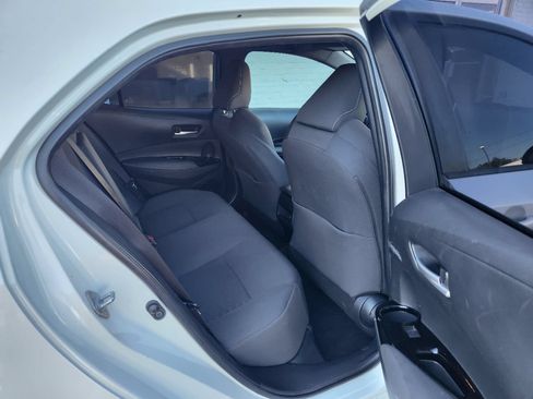 Used 2020 Toyota Corolla SE w/ Carpet Mat Package FWD image 12