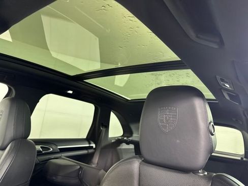 Used 2015 Porsche Cayenne Diesel image 12