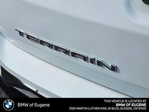 Used 2023 GMC Terrain AT4 AWD/4WD image 16