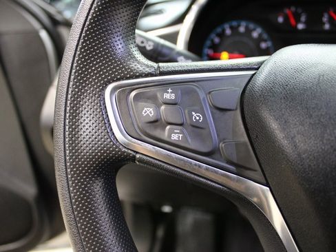 Used 2019 Chevrolet Malibu LT image 24