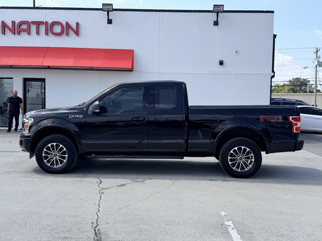 Used 2020 Ford F150 XLT w/ Equipment Group 302A Luxury AWD/4WD image 3