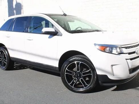 Used 2014 Ford Edge SEL w/ Equipment Group 205A image 6