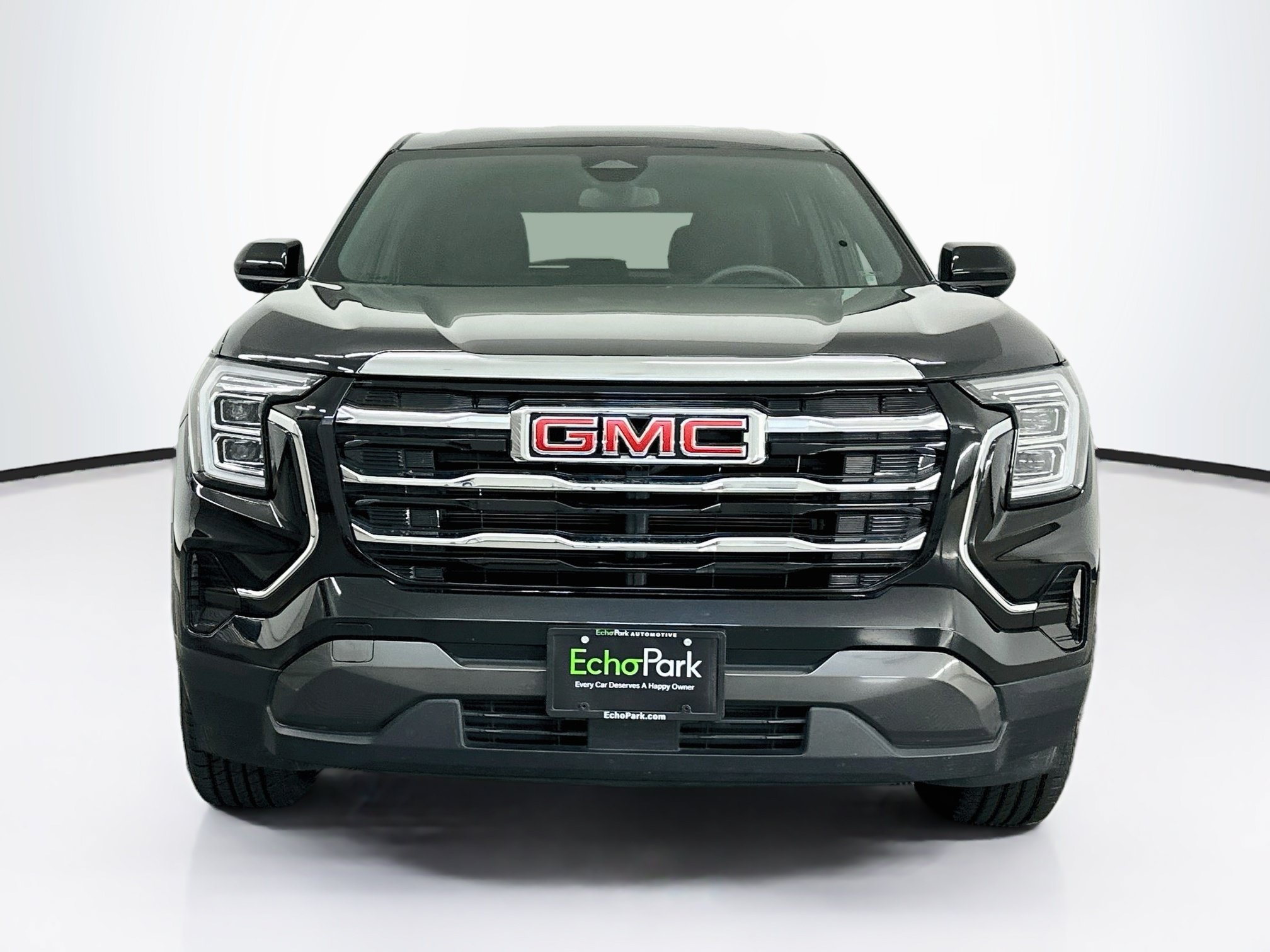 Used 2025 GMC Terrain Elevation AWD/4WD image 2