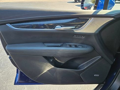 Used 2023 Cadillac XT5 Premium Luxury w/ Technology Package FWD image 30