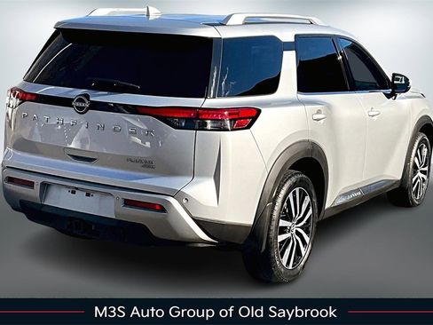 Certified 2023 Nissan Pathfinder Platinum w/ Lighting Package (N92) image 6