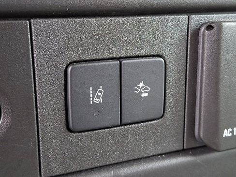 Used 2019 Chevrolet Express 3500 LT w/ LT Preferred Equipment Group RWD image 25
