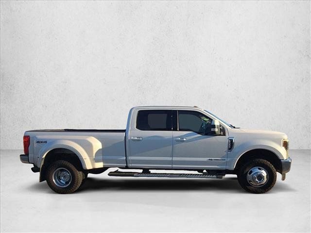 Used 2018 Ford F350 Lariat w/ Lariat Value Package AWD/4WD image 4