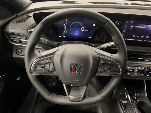 New 2026 Buick Envista Preferred FWD image 18