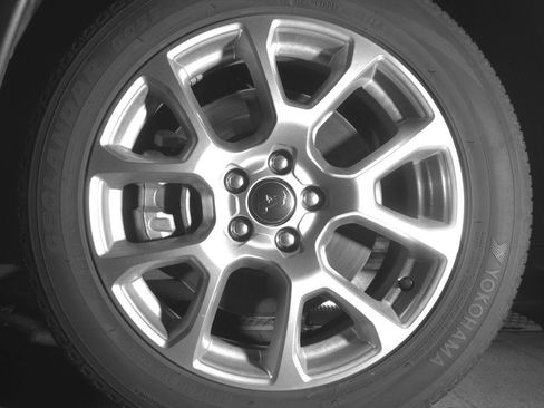 Used 2025 Jeep Compass Limited AWD/4WD image 12