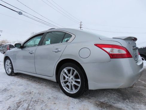 Used 2011 Nissan Maxima 3.5 SV w/ Monitor Pkg image 3