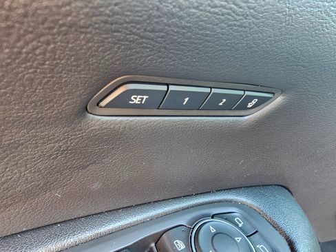 Used 2019 Cadillac XT5 Luxury image 25