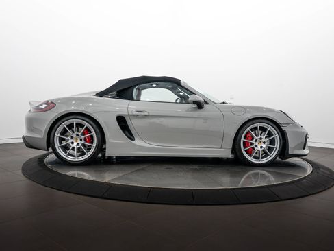 Certified 2016 Porsche Boxster Spyder RWD image 30
