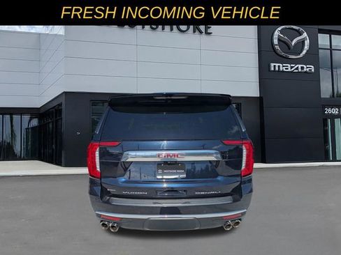 Used 2022 GMC Yukon Denali w/ Denali Ultimate Package AWD/4WD image 4
