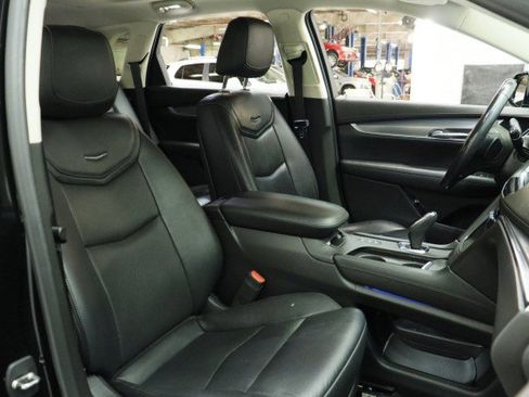 Used 2019 Cadillac XT5 Premium Luxury AWD/4WD image 25
