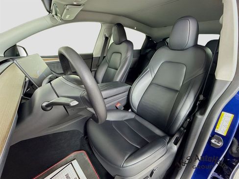 Used 2023 Tesla Model Y Long Range image 11