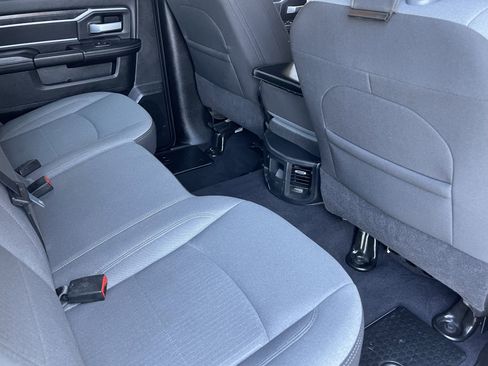 Used 2024 RAM 2500 Big Horn AWD/4WD image 26
