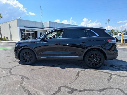 Certified 2023 Lincoln Nautilus Reserve w/ Monochromatic Package AWD/4WD image 7
