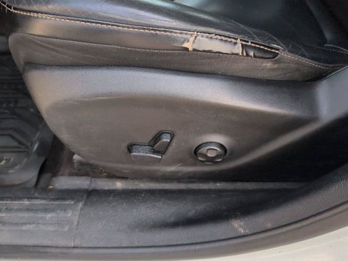 Used 2016 Jeep Cherokee Limited FWD image 14