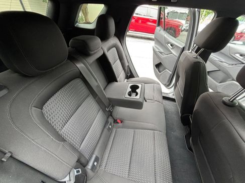 Used 2025 Chevrolet Equinox LT FWD image 33