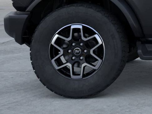New 2025 Ford Bronco Outer Banks w/ Matte Film Protection Package AWD/4WD image 21