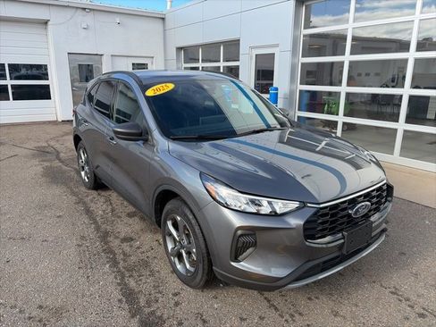 Used 2025 Ford Escape ST-Line w/ Tech Pack #1 image 2