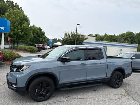 Certified 2024 Honda Ridgeline Black Edition image 2