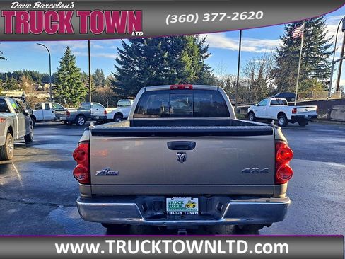 Used 2008 Dodge Ram 1500 Truck SLT image 4