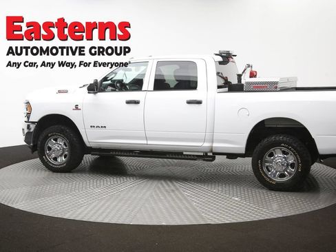 Used 2022 RAM 2500 Tradesman w/ Chrome Appearance Group AWD/4WD image 67