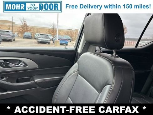 Used 2018 Chevrolet Traverse LT image 23