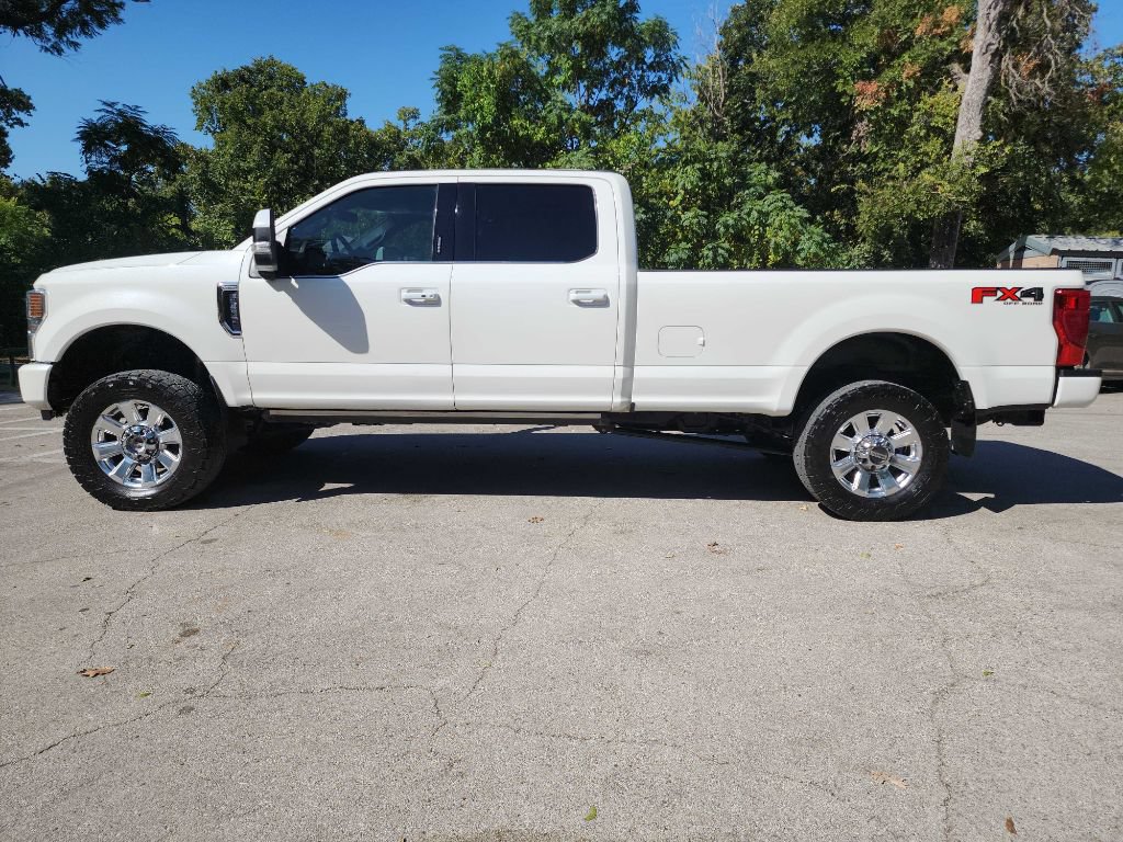 Used 2020 Ford F350 Platinum AWD/4WD image 4