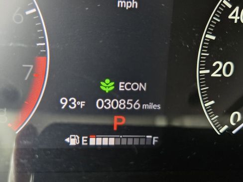 Certified 2023 Honda HR-V LX image 24