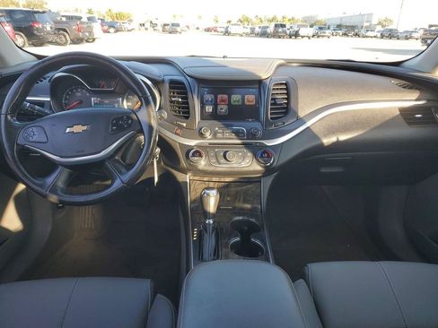 Used 2014 Chevrolet Impala LT image 10