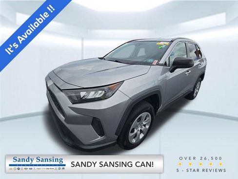 Used 2021 Toyota RAV4 LE FWD image 1