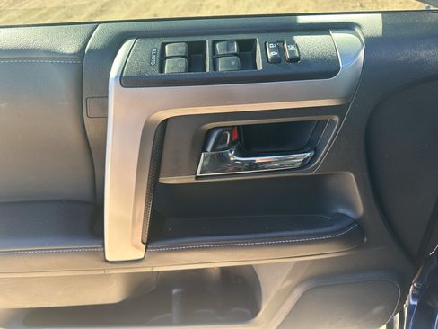 Used 2023 Toyota 4Runner SR5 AWD/4WD image 11