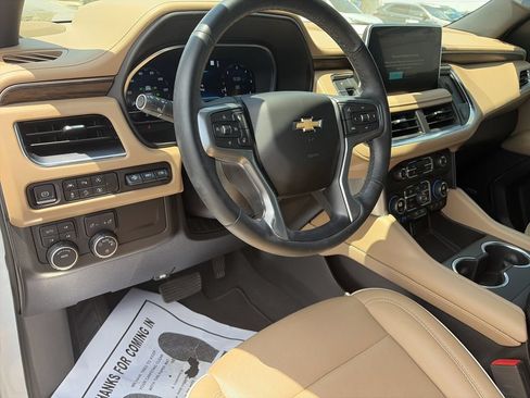 Used 2023 Chevrolet Tahoe Premier w/ Premium Package 2 AWD/4WD image 11