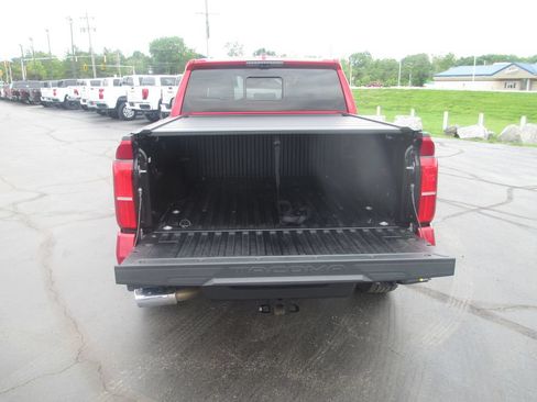 Used 2024 Toyota Tacoma Limited AWD/4WD image 8