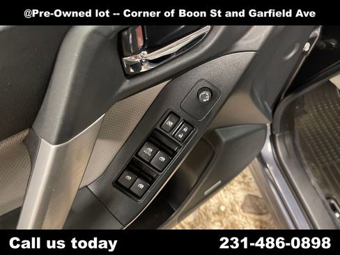 Used 2014 Subaru Forester 2.5i Touring w/ Popular Package #2 AWD/4WD image 16
