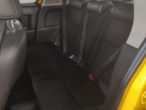 Used 2007 Toyota FJ Cruiser 4WD image 11