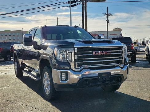 Used 2020 GMC Sierra 3500 SLT image 2