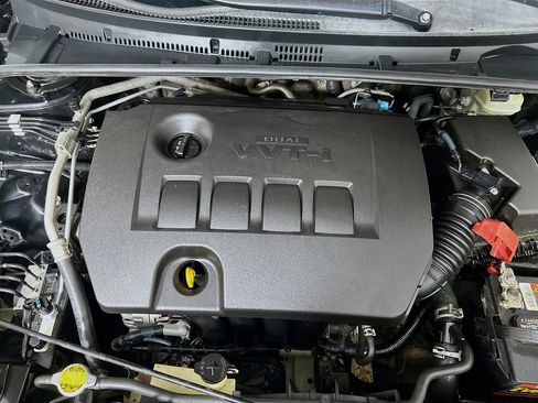 Used 2015 Toyota Corolla S image 30